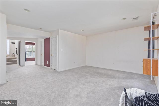 1301 PENDLETON LN, Strasburg, VA 22657