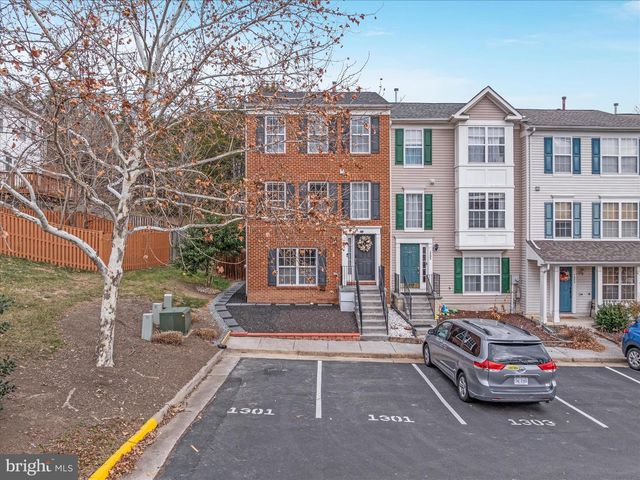 1301 PENDLETON LN, Strasburg, VA 22657