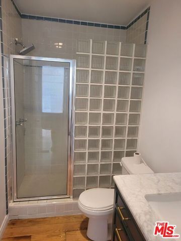 960 Larrabee Street 310, West Hollywood, CA 90069