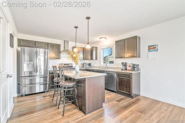 6811 Chandler Drive, Van Buren Charter Township, MI 48111