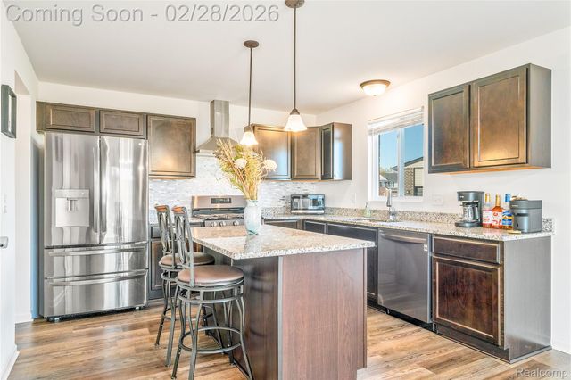 6811 Chandler Drive, Van Buren Charter Township, MI 48111