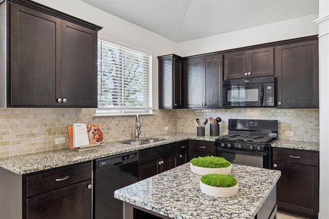 1754 Rowdy LOOP, Leander, TX 78641