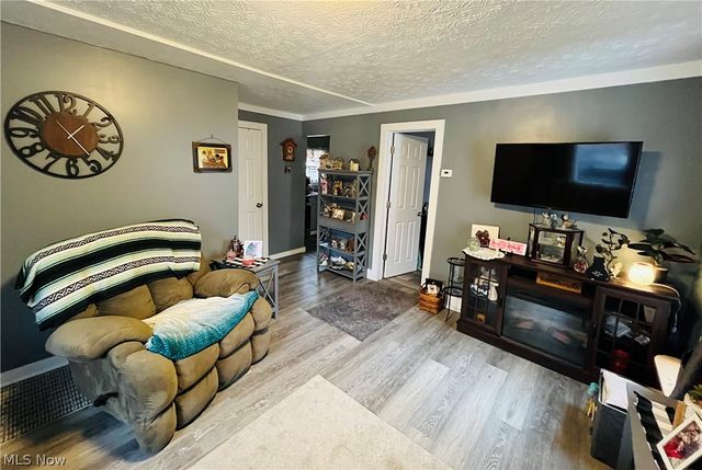 161 West Street, Geneva, OH 44041