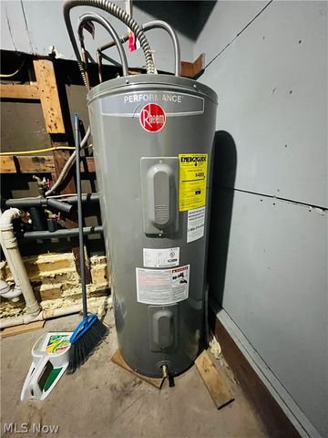 161 West Street, Geneva, OH 44041