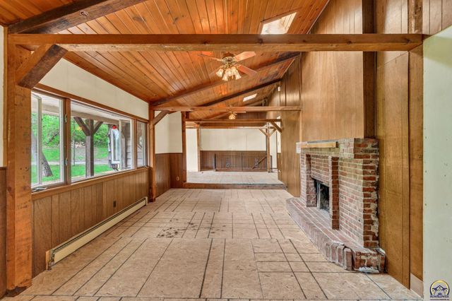 8720 SW 85th St, Auburn, KS 66402
