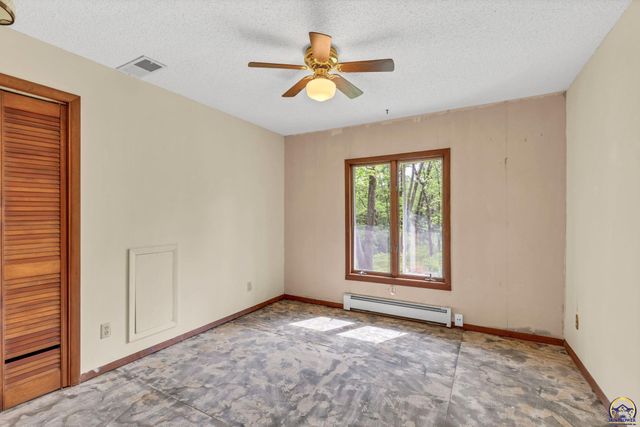 8720 SW 85th St, Auburn, KS 66402