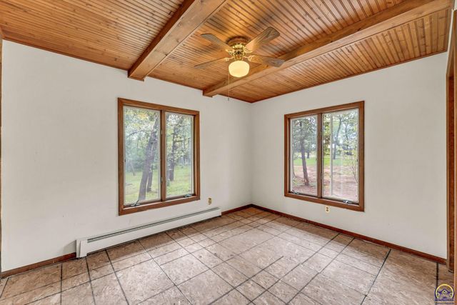 8720 SW 85th St, Auburn, KS 66402
