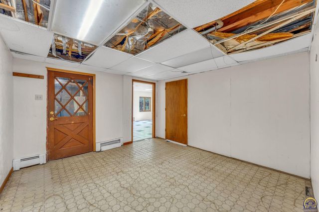 8720 SW 85th St, Auburn, KS 66402