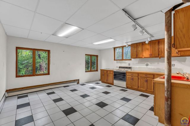8720 SW 85th St, Auburn, KS 66402