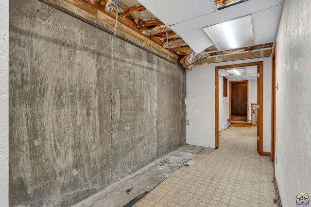 8720 SW 85th St, Auburn, KS 66402