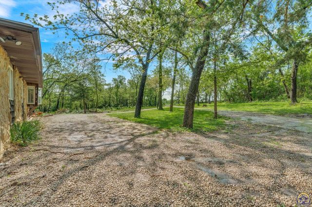 8720 SW 85th St, Auburn, KS 66402