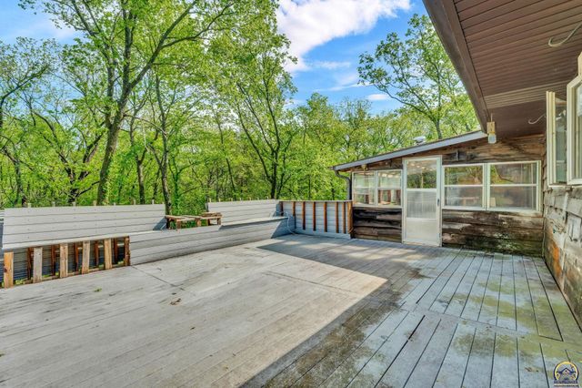 8720 SW 85th St, Auburn, KS 66402