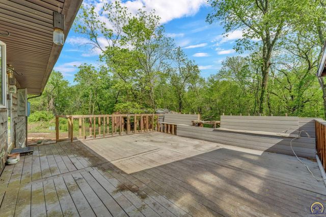 8720 SW 85th St, Auburn, KS 66402