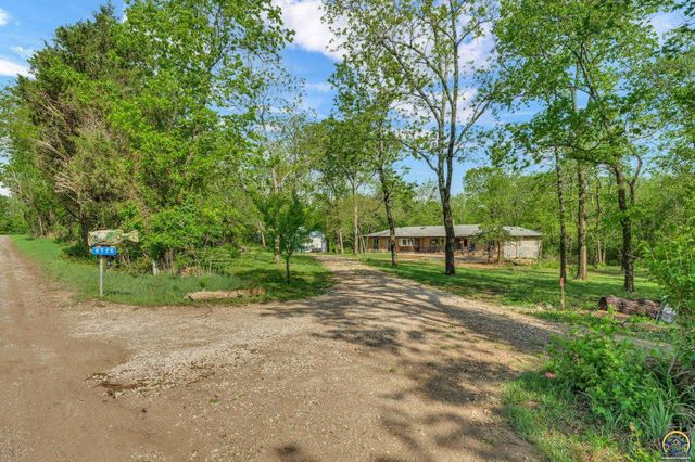 8720 SW 85th St, Auburn, KS 66402