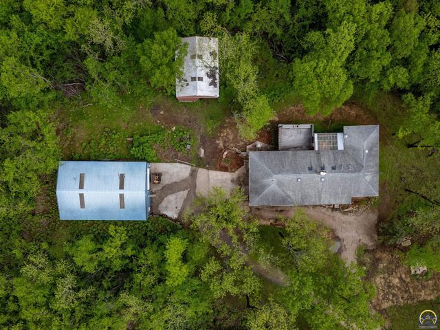 8720 SW 85th St, Auburn, KS 66402