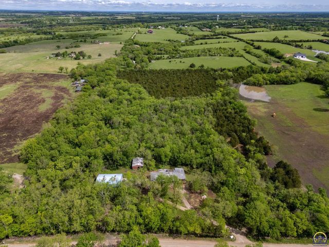8720 SW 85th St, Auburn, KS 66402