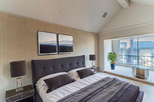 408 Hollyhill Lane, Denton, TX 76205