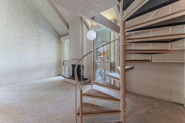 408 Hollyhill Lane, Denton, TX 76205