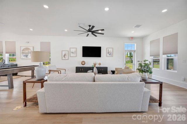 8886 Visgrove Drive, Sherrills Ford, NC 28673