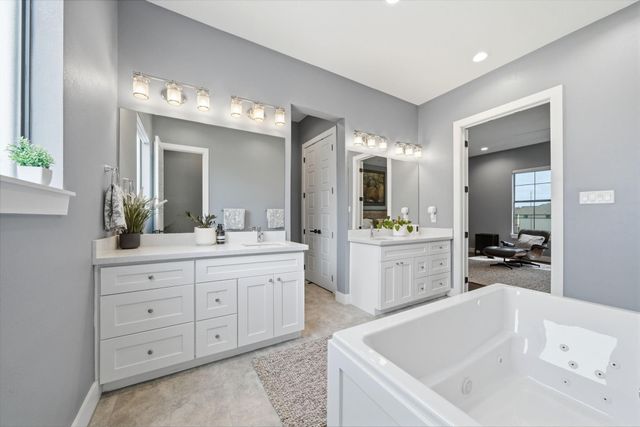 4306 Center Street, Houston, TX 77007