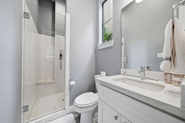 4306 Center Street, Houston, TX 77007