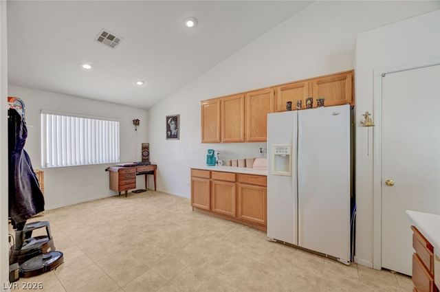 2106 Maui Surf Avenue, North Las Vegas, NV 89031