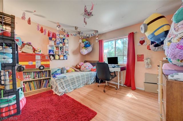 2106 Maui Surf Avenue, North Las Vegas, NV 89031