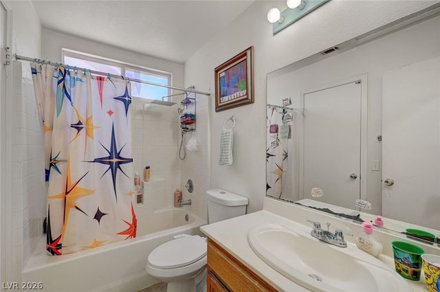 2106 Maui Surf Avenue, North Las Vegas, NV 89031