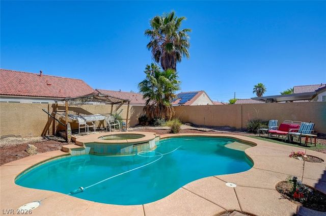 2106 Maui Surf Avenue, North Las Vegas, NV 89031