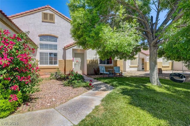 2106 Maui Surf Avenue, North Las Vegas, NV 89031