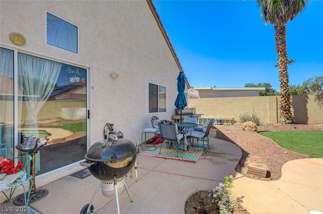 2106 Maui Surf Avenue, North Las Vegas, NV 89031