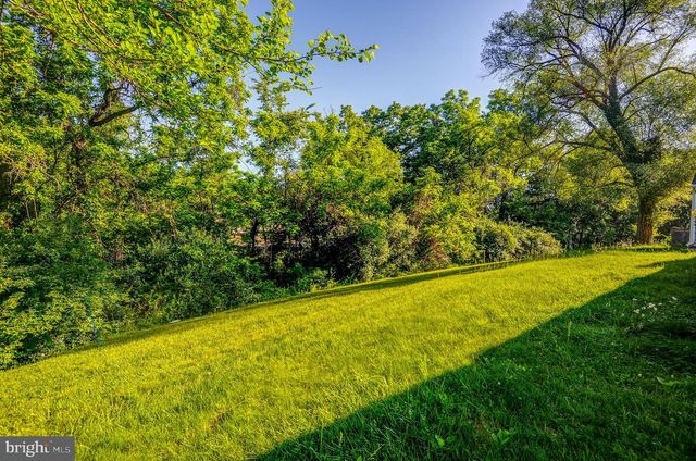 413 HARDING CT, Sterling, VA 20164