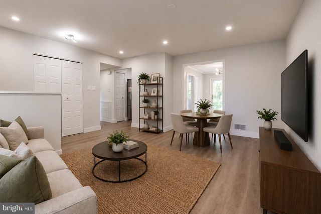 413 HARDING CT, Sterling, VA 20164