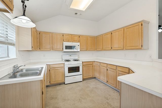 8116 Ship Street, Frisco, TX 75035