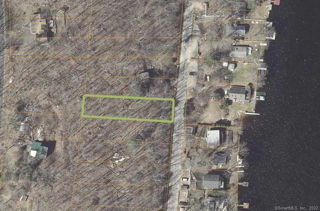 80 Lake Shore Boulevard, Stafford, CT 06076