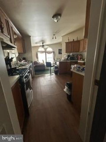 10 LOFT MOUNTAIN DR, Sicklerville, NJ 08081