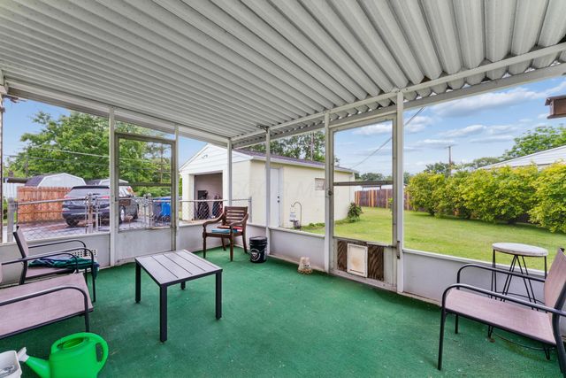 713 Gilmore Drive, Reynoldsburg, OH 43068