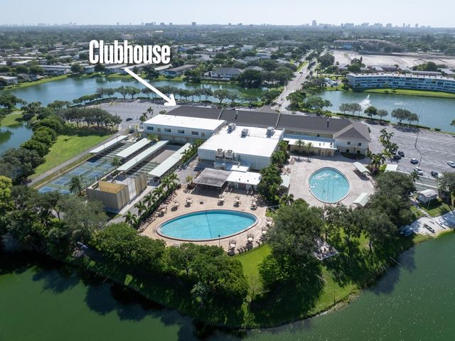 61 Somerset C 61, West Palm Beach, FL 33417