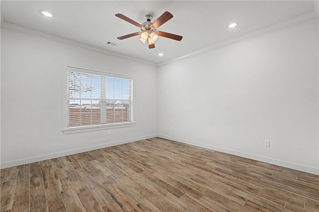 3215 Hillstone Avenue, Bentonville, AR 72713