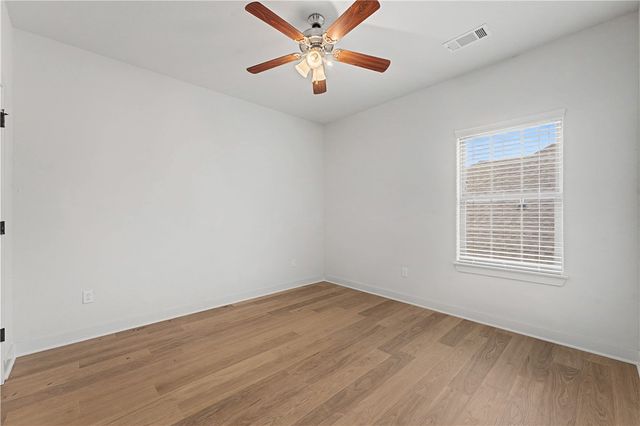 3215 Hillstone Avenue, Bentonville, AR 72713