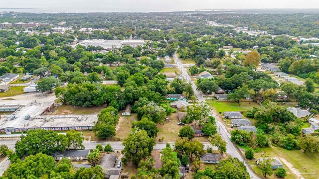 2512 N L St, Pensacola, FL 32501
