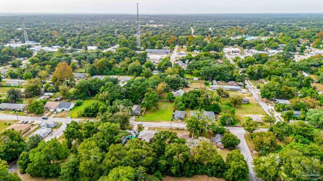 2512 N L St, Pensacola, FL 32501