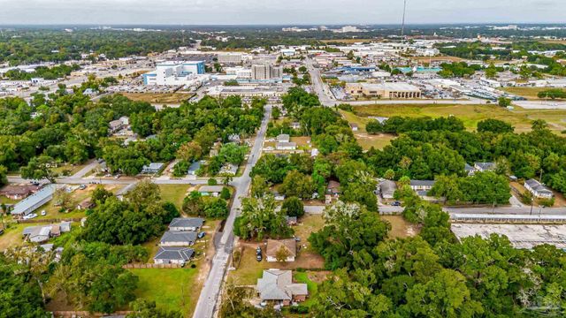 2512 N L St, Pensacola, FL 32501