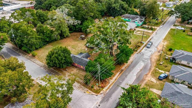 2512 N L St, Pensacola, FL 32501