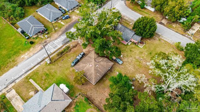 2512 N L St, Pensacola, FL 32501