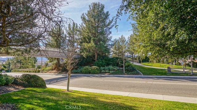 27481 Bridgewater Drive, Valencia, CA 91354