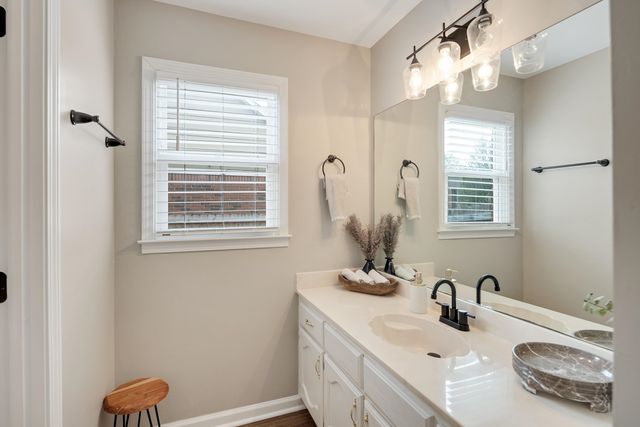 487 CANAL LOOP TURN DR, Collierville, TN 38017