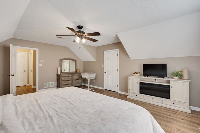 487 CANAL LOOP TURN DR, Collierville, TN 38017