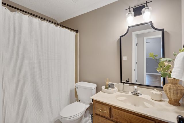 487 CANAL LOOP TURN DR, Collierville, TN 38017