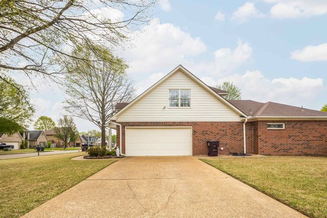 487 CANAL LOOP TURN DR, Collierville, TN 38017